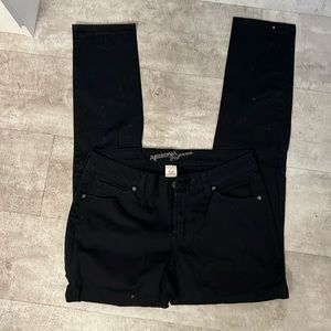 Junior size 7 Arizona jeans in black skinny